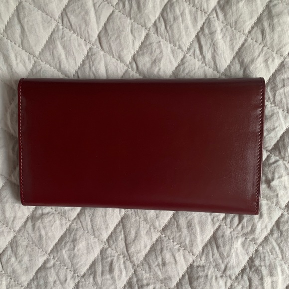 Authentic Salvatore Ferragamo - Picture 8 of 11